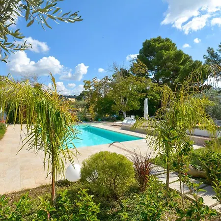Сasa de vacaciones Lovely Home In Chiaramonte Gulfi